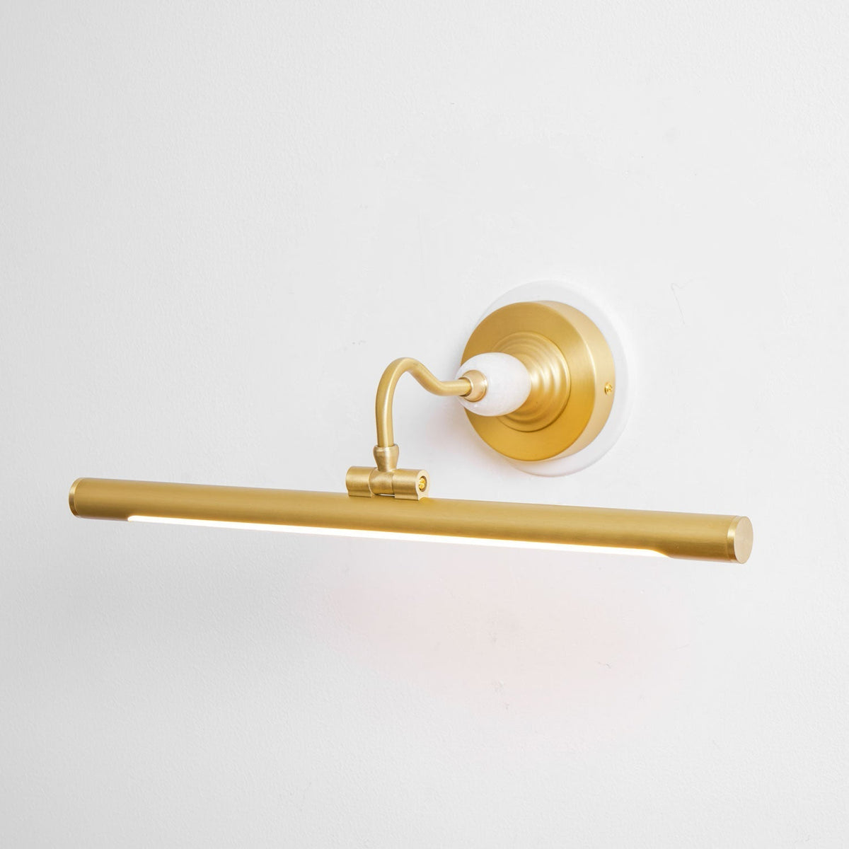 Viraarina Elegance Art Linear Wandleuchte