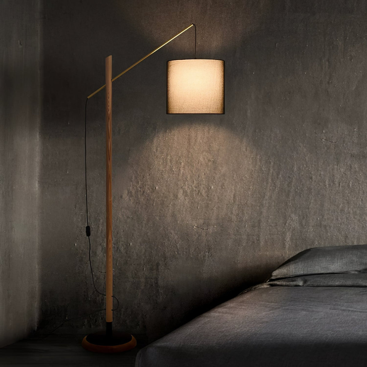 Nyvariol Minimalistische Stehleuchte aus Holz