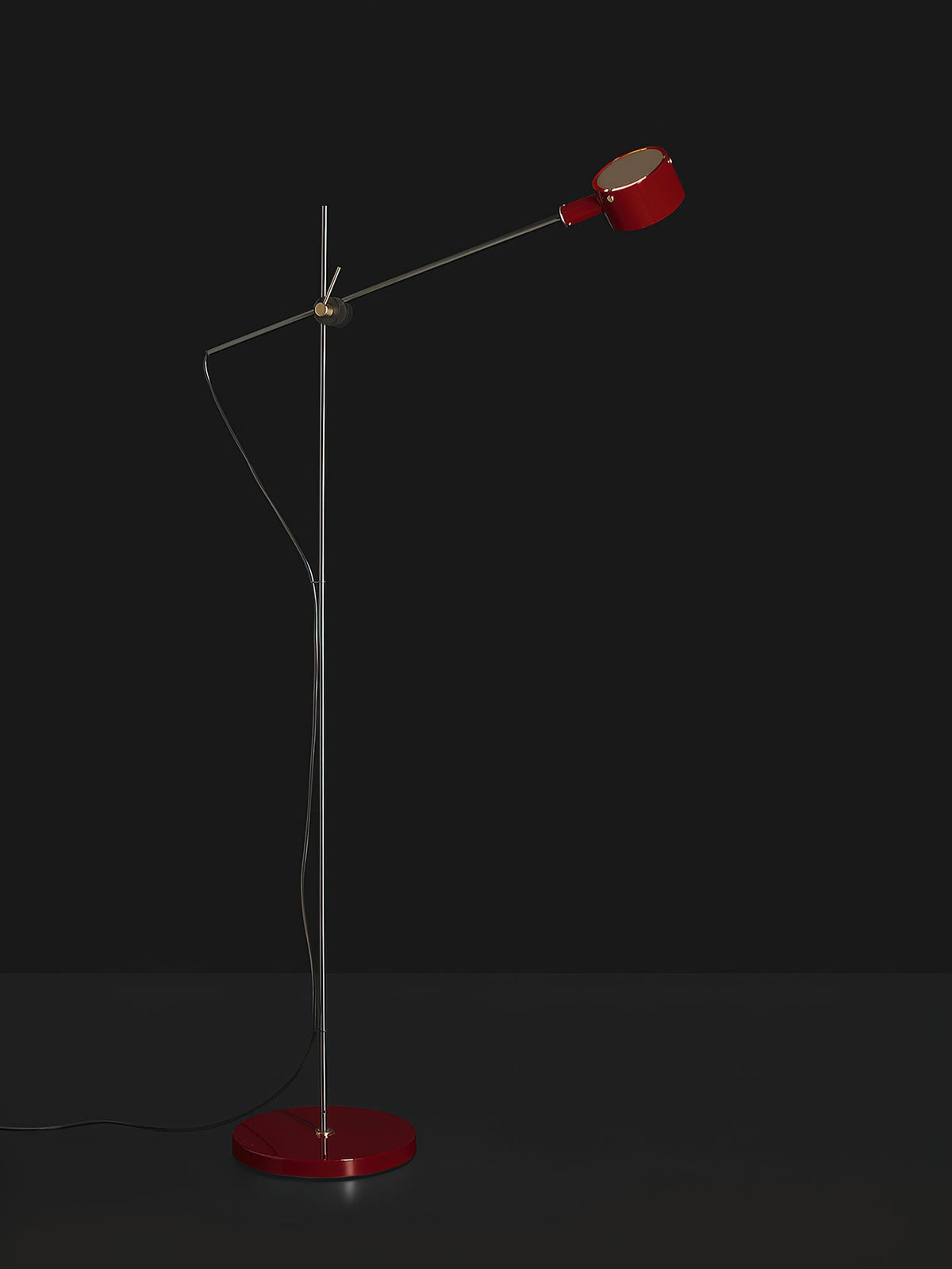 Arclen verstellbare Stehleuchte mit Gegengewicht und horizontaler Arm in dunklem Bronze
