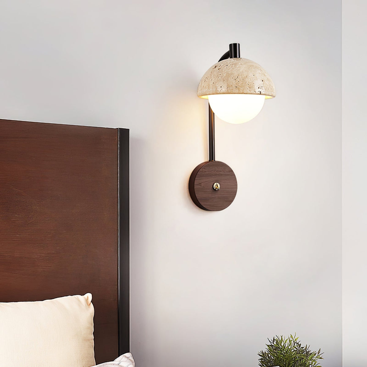 Ormaren Travertine Wandleuchte