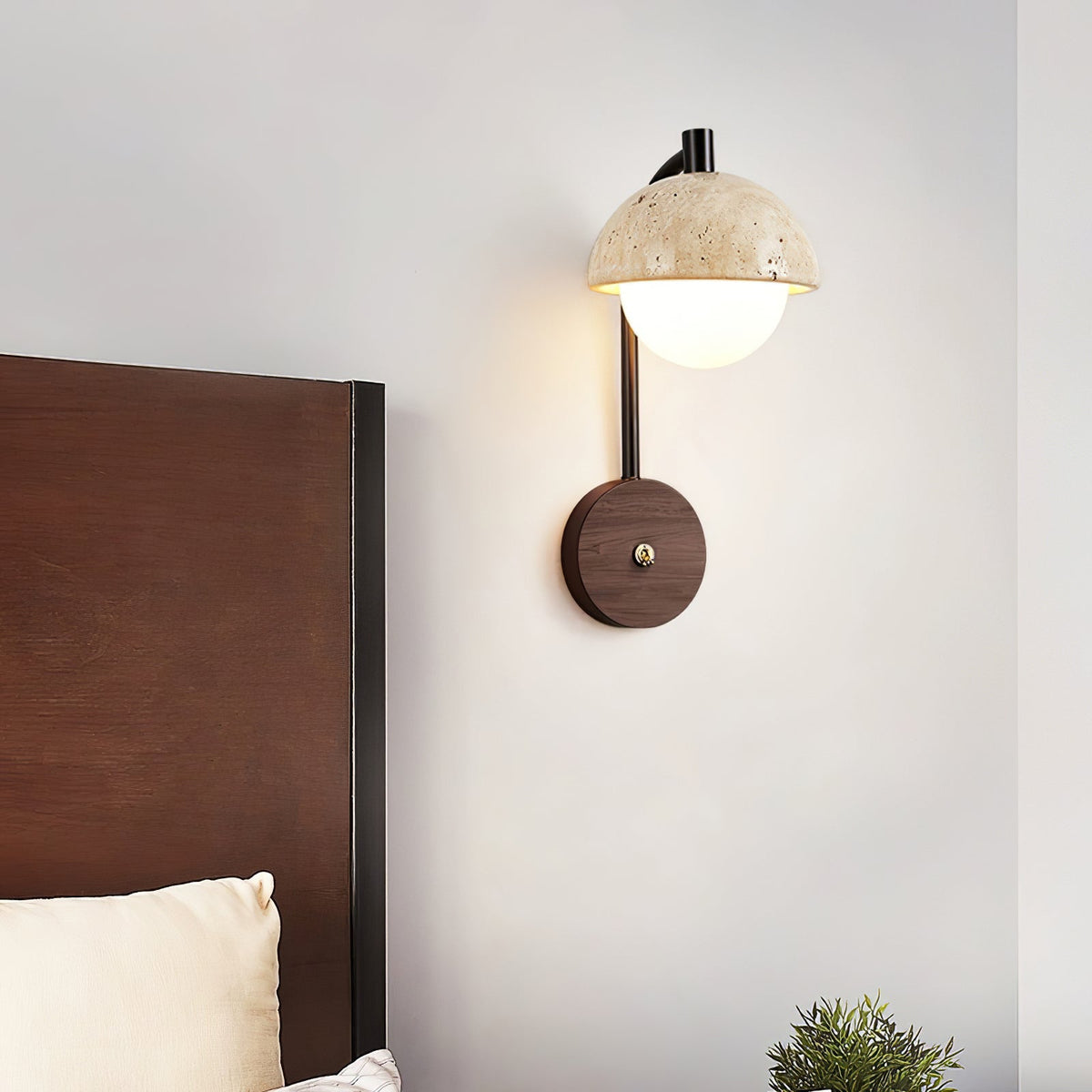 Ormaren Travertine Wandleuchte