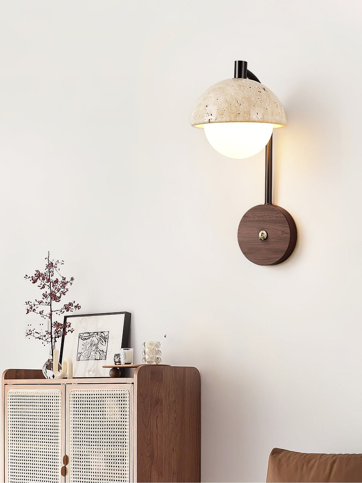 Ormaren Travertine Wandleuchte