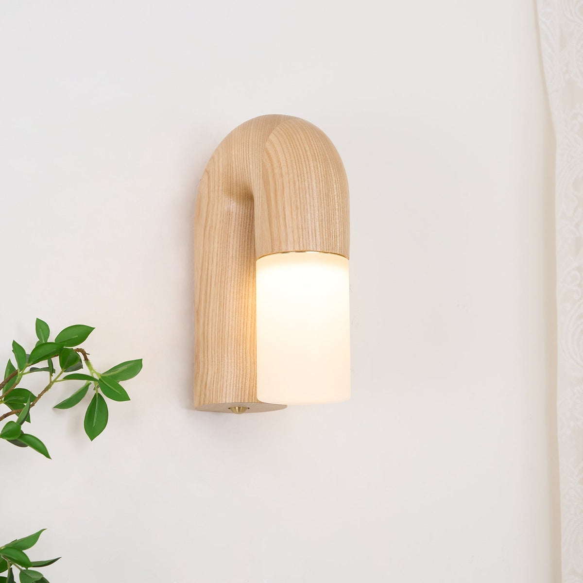 King zeitgenössische minimalistische Wandleuchte aus Holz
