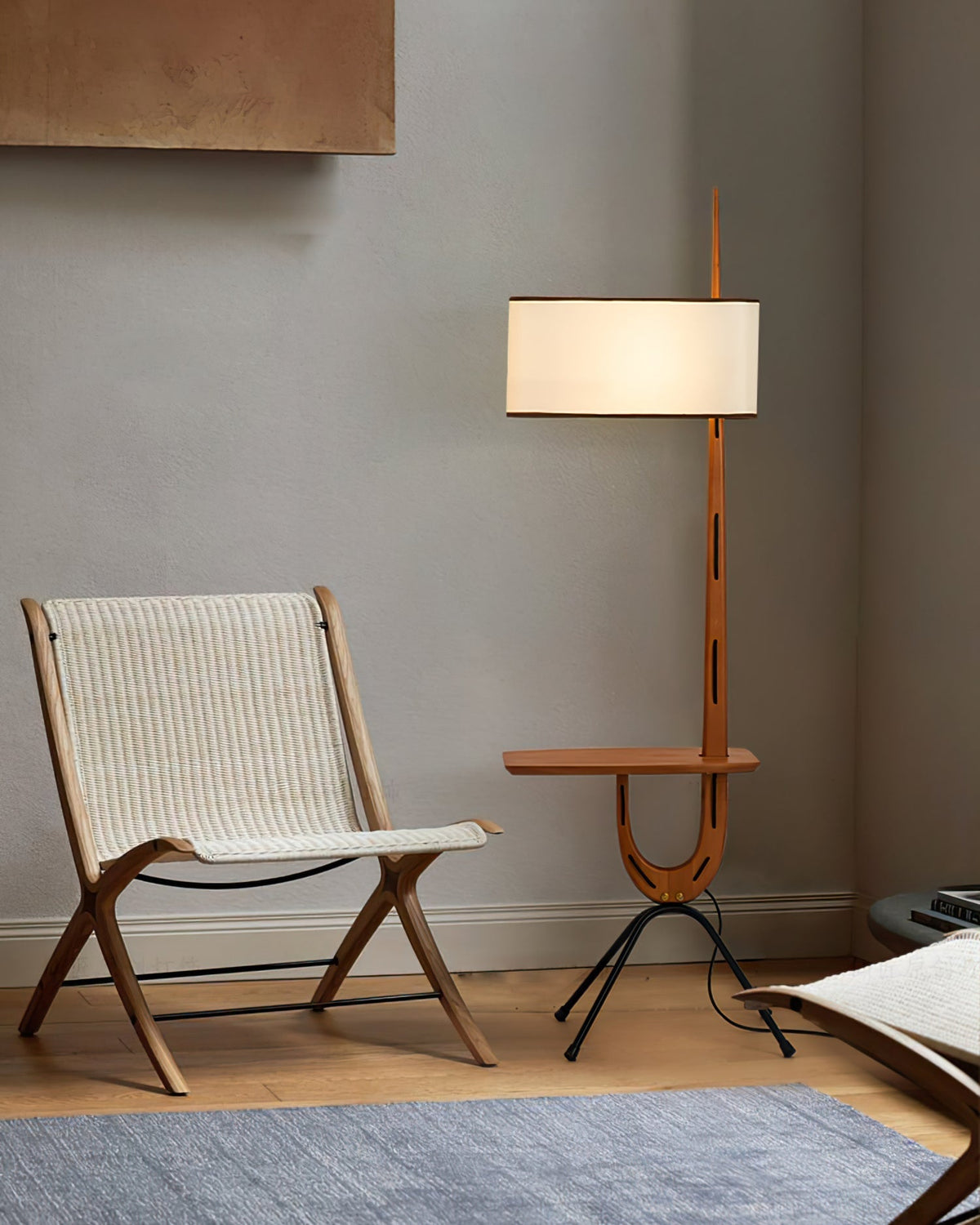 Vemara Mid-Century-Stil Stehleuchte aus Holz