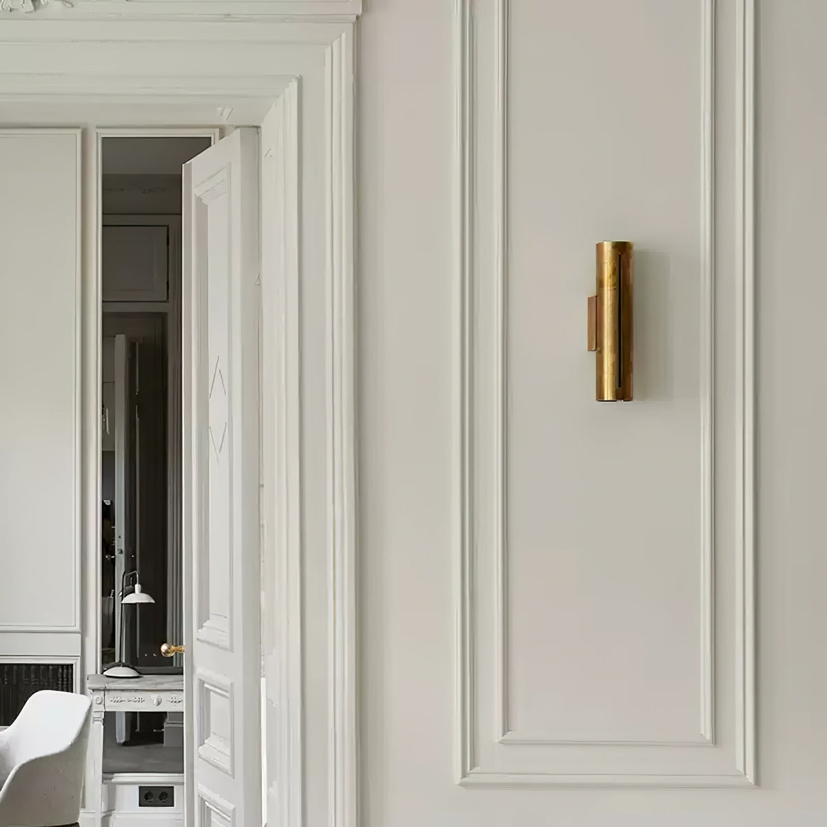 Avsilara zeitgenössische minimalistische zylindrische Messing-Wandleuchte