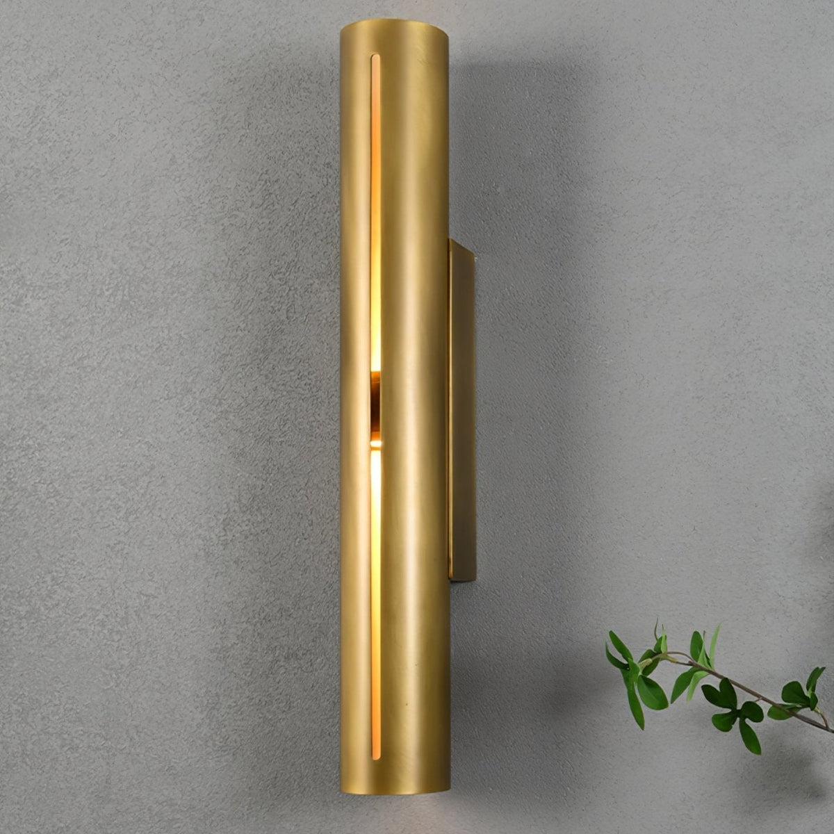 Avsilara zeitgenössische minimalistische zylindrische Messing-Wandleuchte