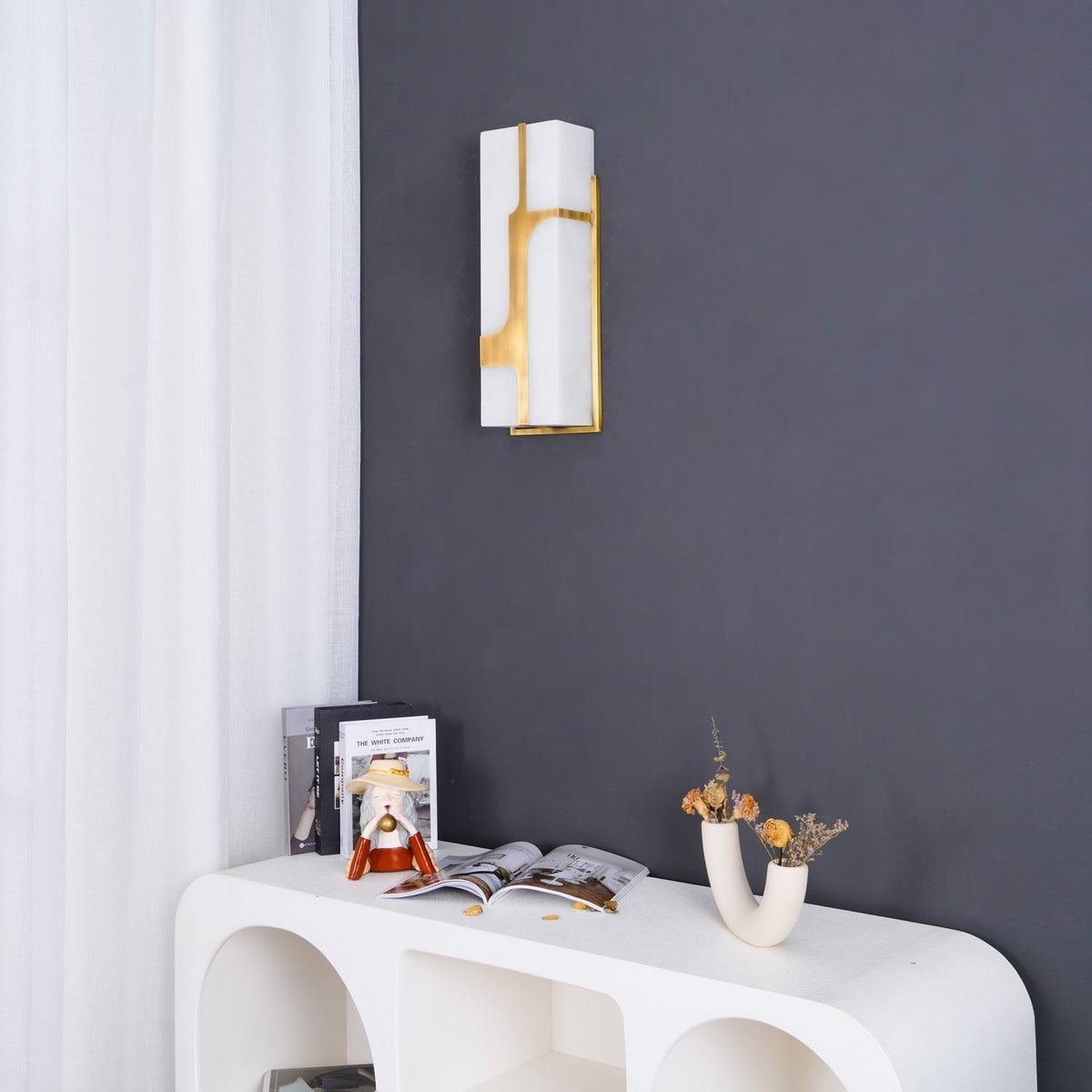 Ariel Wandleuchte Alabaster & Messing Eleganz