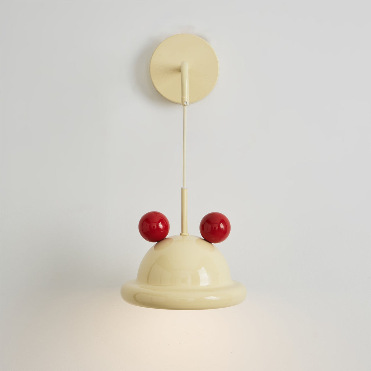 Pomeiro Wandleuchte
