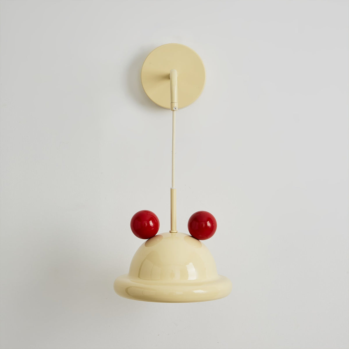 Pomeiro Wandleuchte