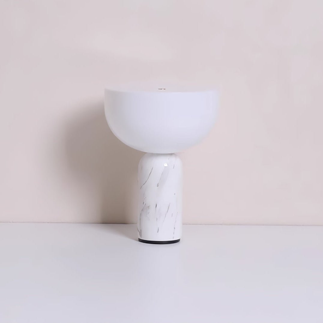 Vicky Minimalistische Marmor-Tischleuchte