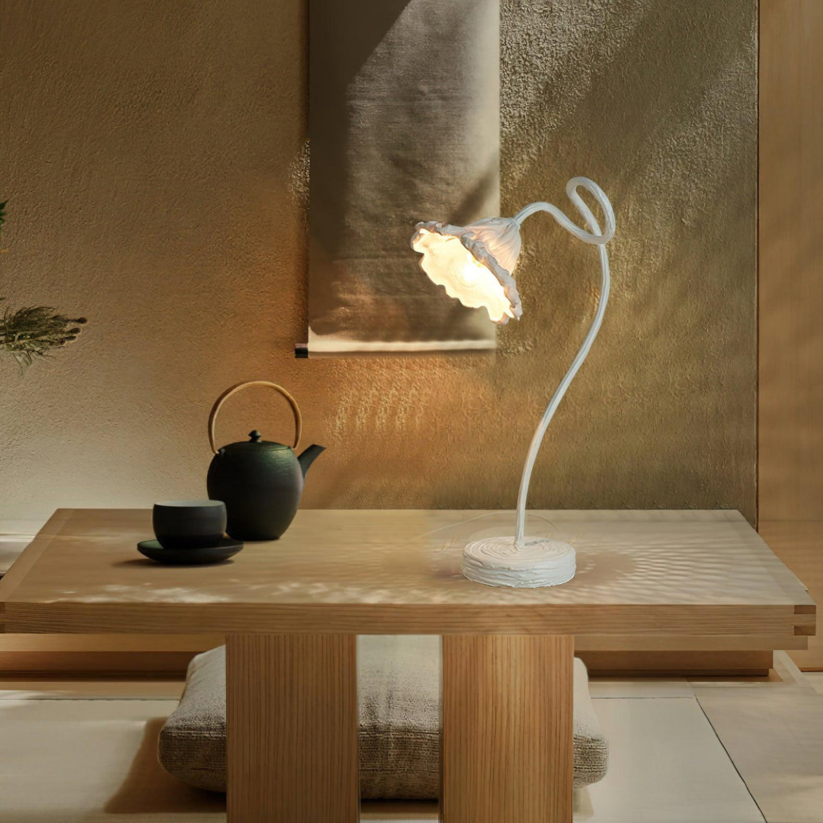 Velanella Kunstharz-Tischlampe