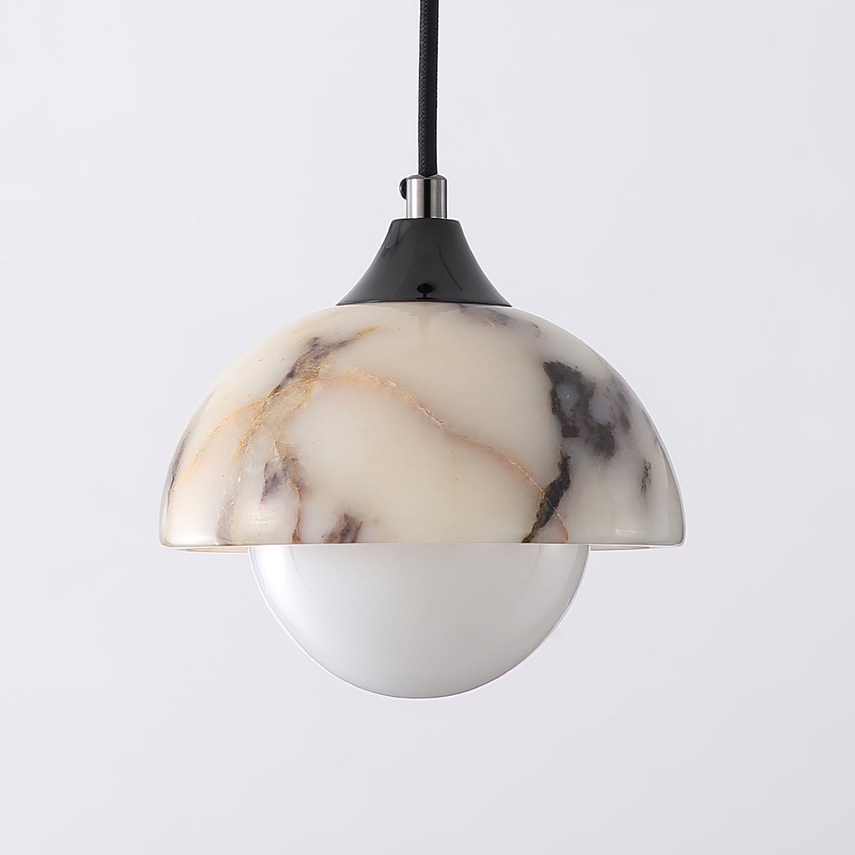 Tavon zeitgenössische minimalistische Pendelleuchte aus Marmor