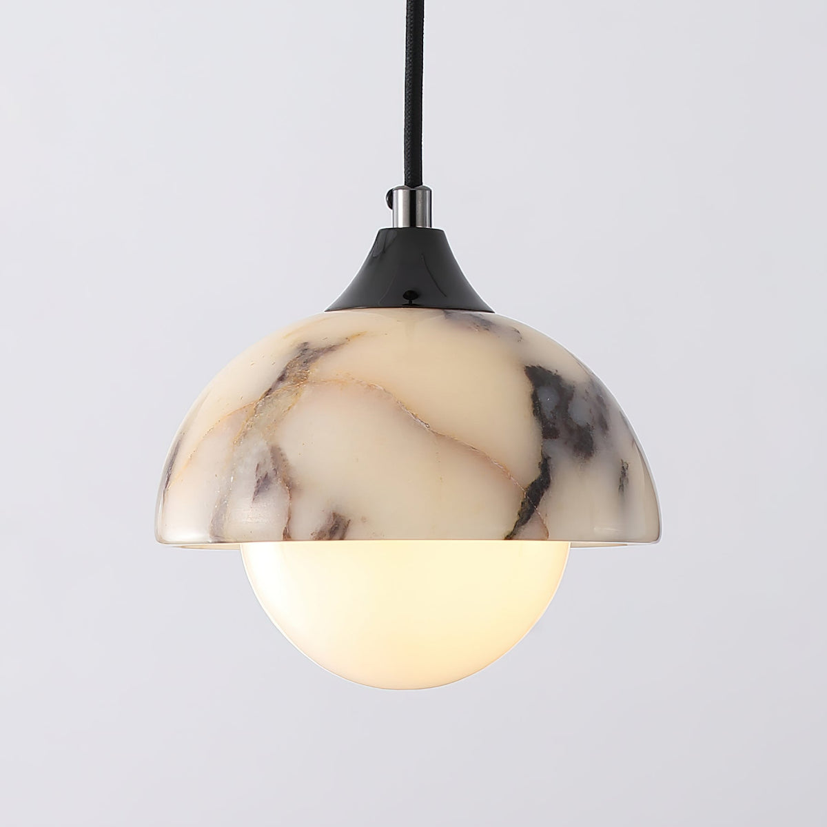 Tavon zeitgenössische minimalistische Pendelleuchte aus Marmor