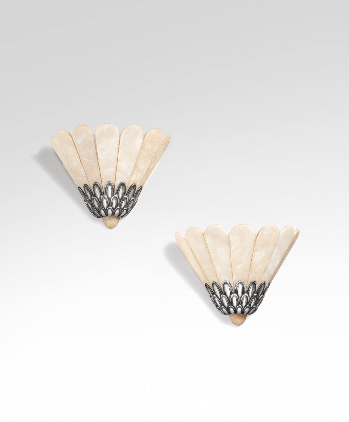 Marbe Vintage Alabaster Petal Wandleuchte