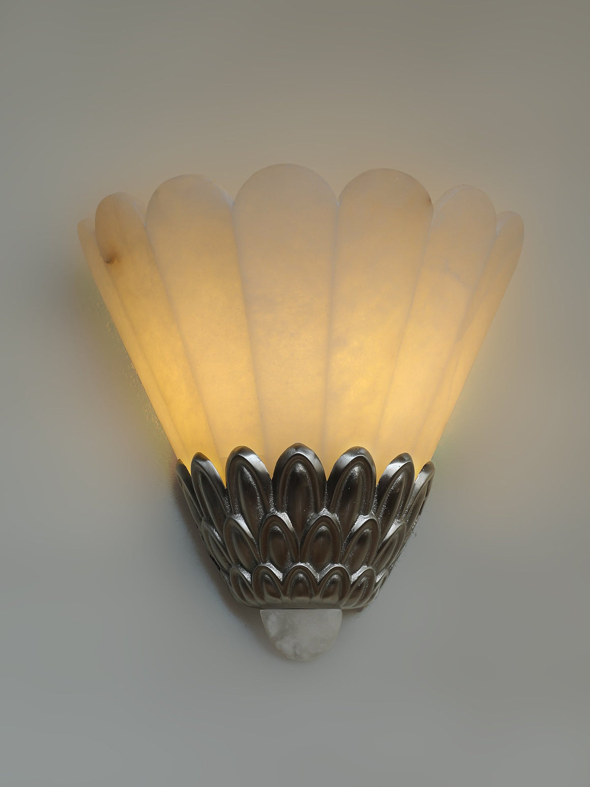 Marbe Vintage Alabaster Petal Wandleuchte
