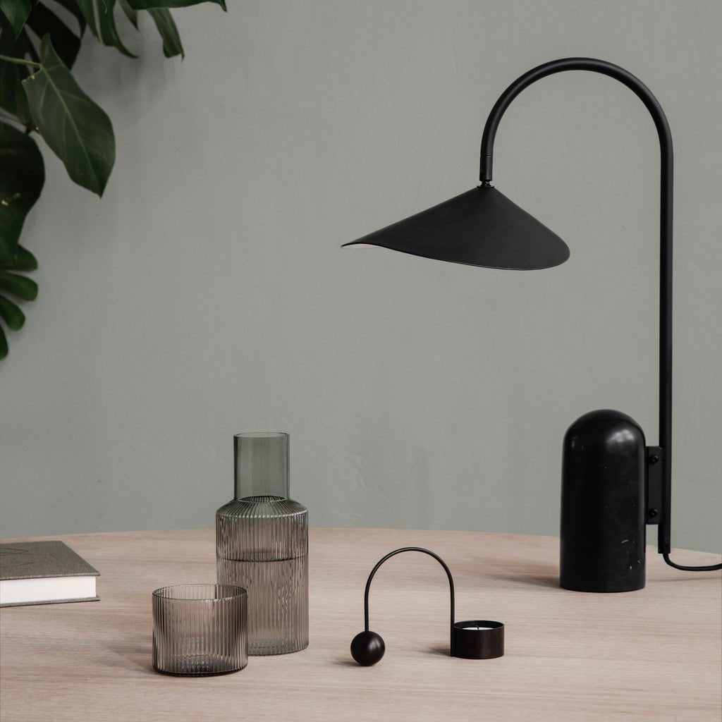 Selva Arc Leaf Tischlampe