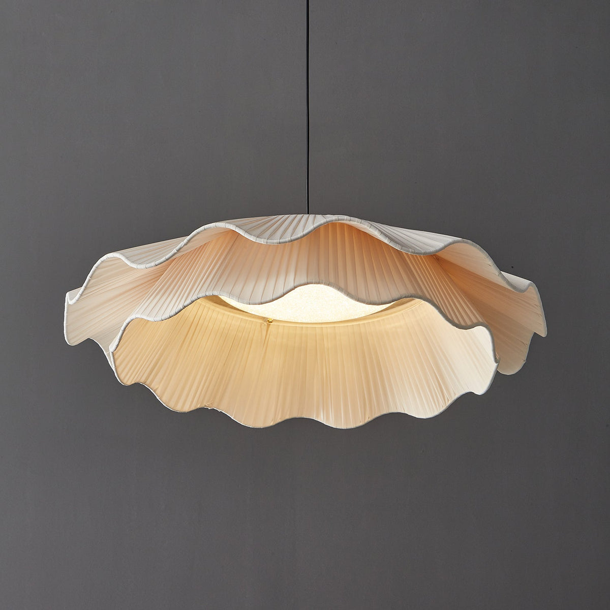 Ellorel Elegance Wave Messing-Stoff Pendelleuchte