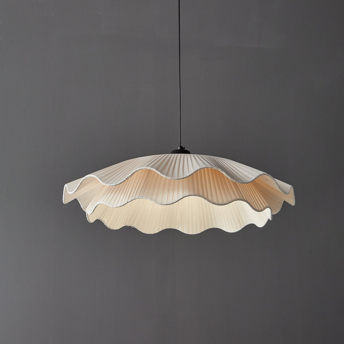 Ellorel Elegance Wave Messing-Stoff Pendelleuchte