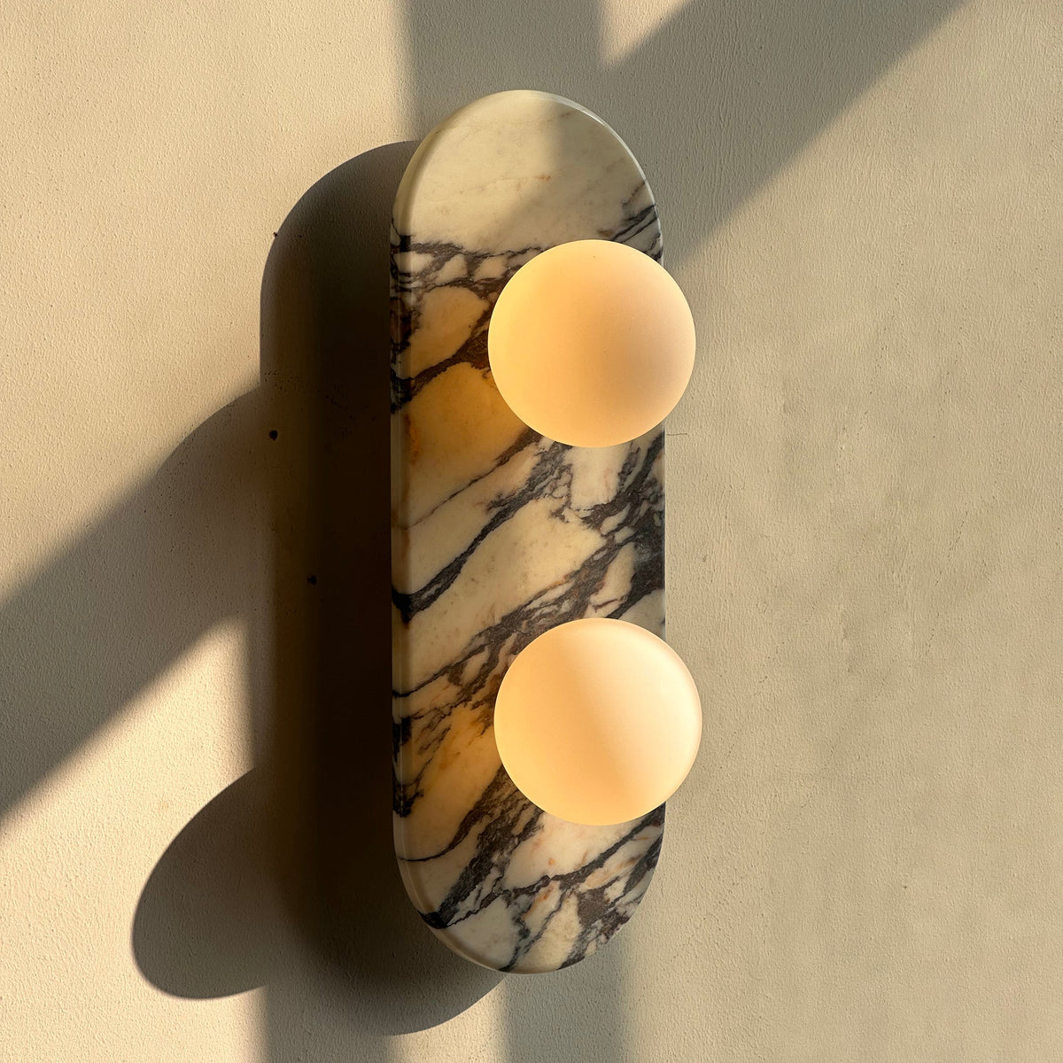 Alvuvyo Elegance Moderne Marmor-Wandleuchte
