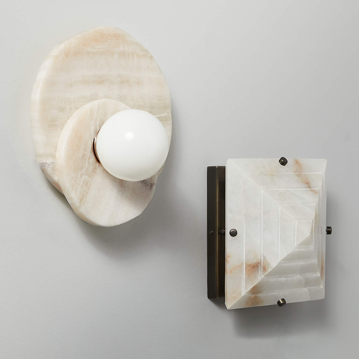 Alorarae Organic Alabaster Wandleuchte