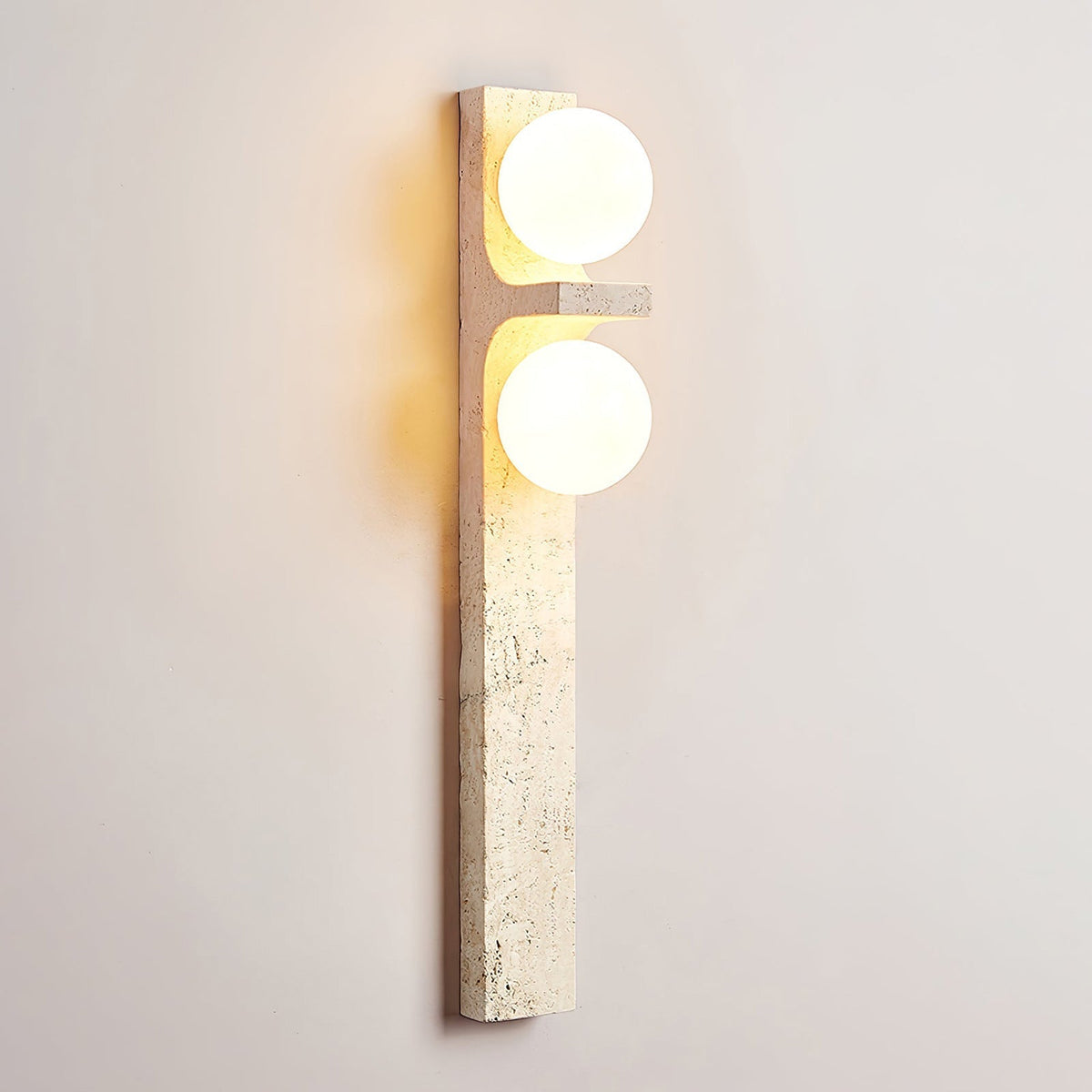 Eirikuvys zeitgenössische minimalistische Wandleuchte aus Travertin