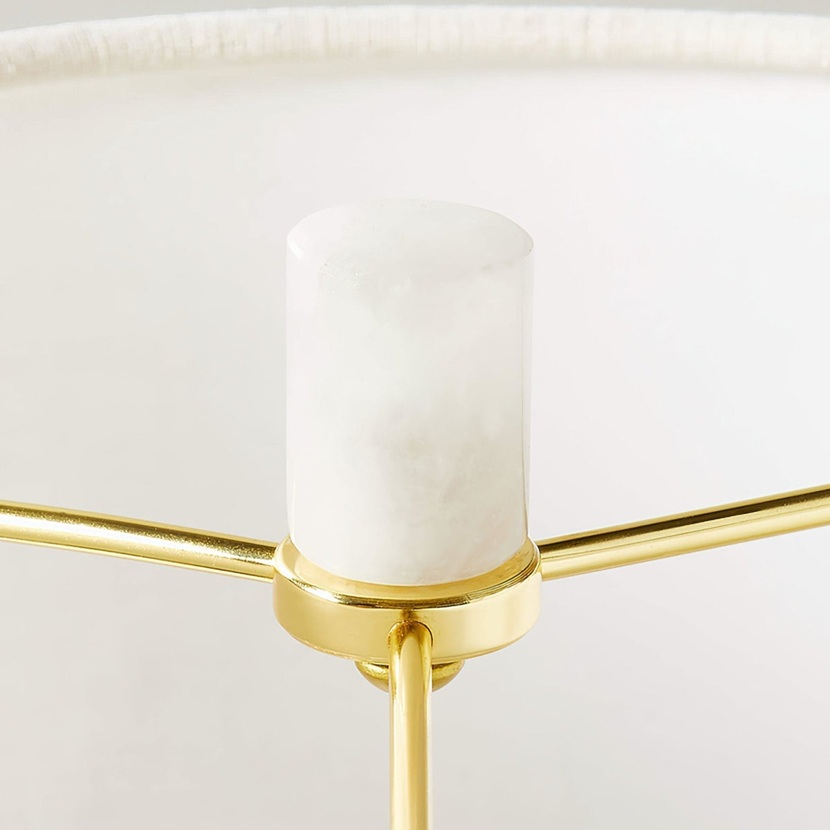 Albalia moderne Tischleuchte aus Alabaster