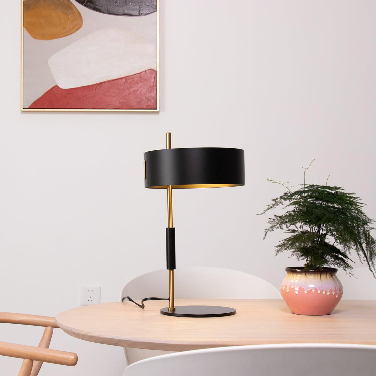 Zenith Minimalistische Tischleuchte