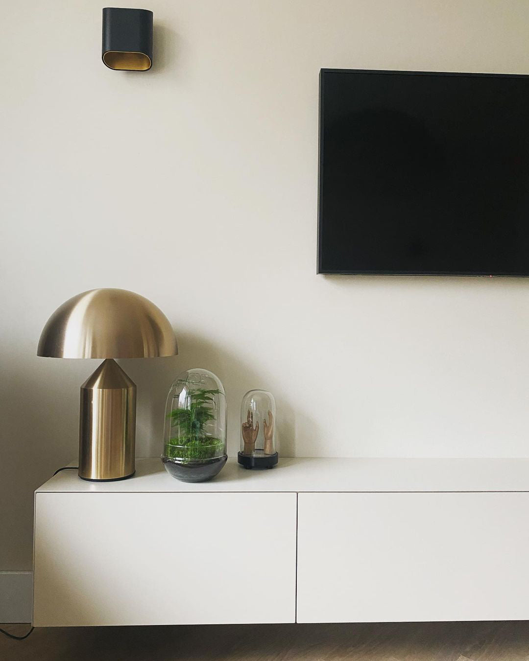 Selisina Industrielle Minimalistische Tischleuchte