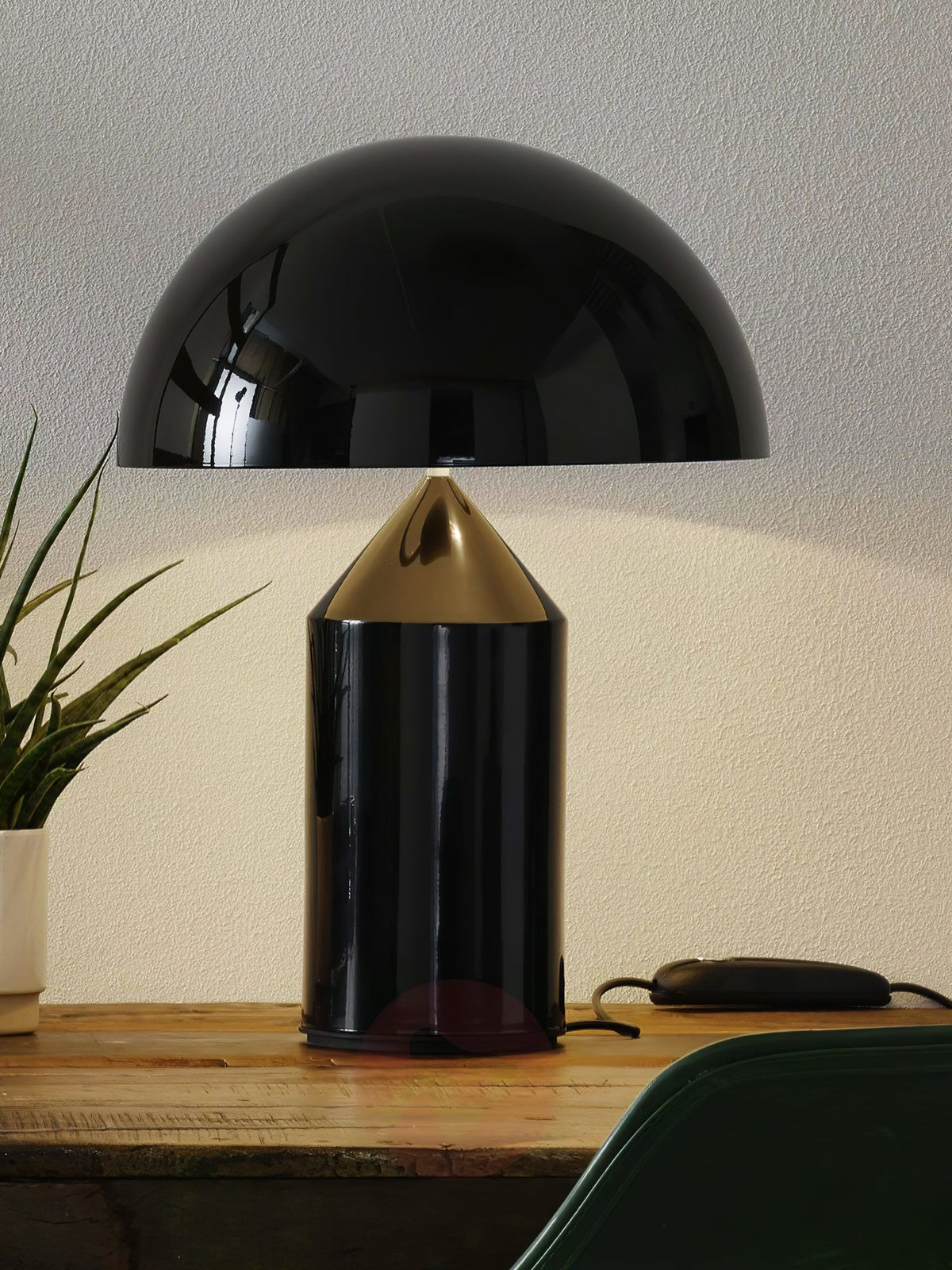 Selisina Industrielle Minimalistische Tischleuchte