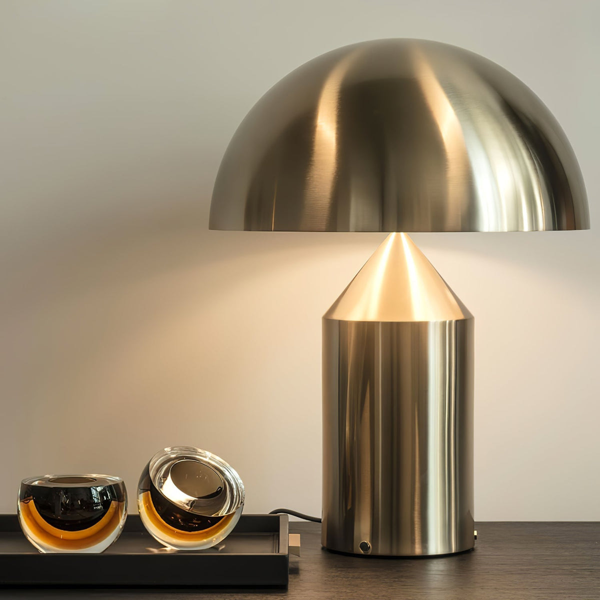 Selisina Industrielle Minimalistische Tischleuchte