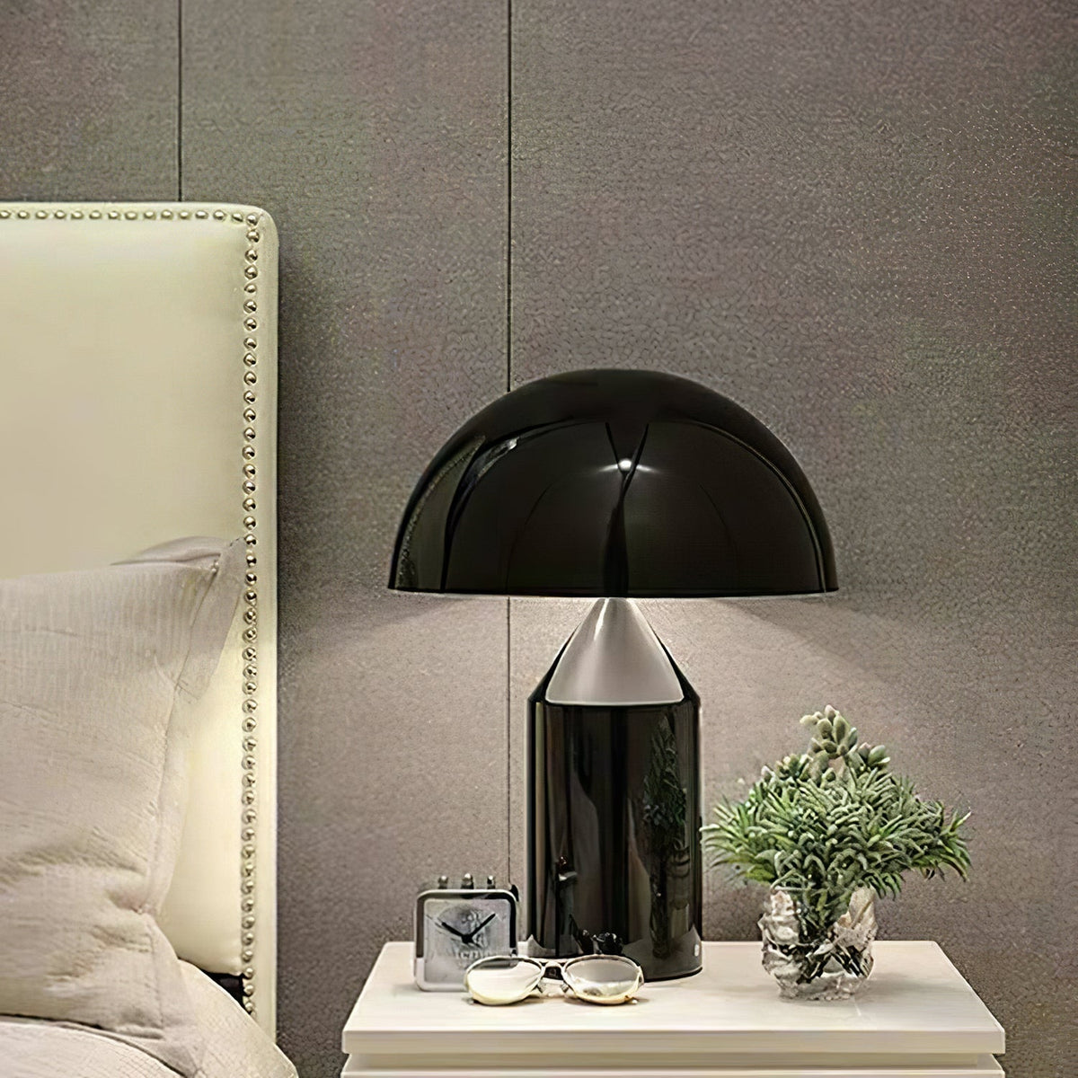 Selisina Industrielle Minimalistische Tischleuchte