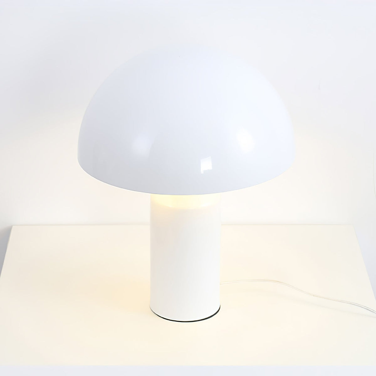 Selisina Industrielle Minimalistische Tischleuchte