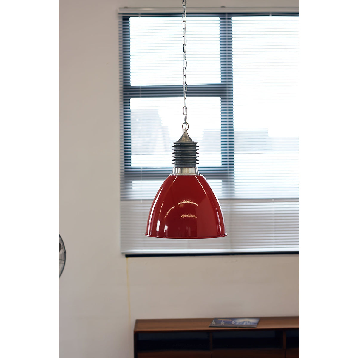 Kvennuvys moderne minimalistische Metall-Pendelleuchte