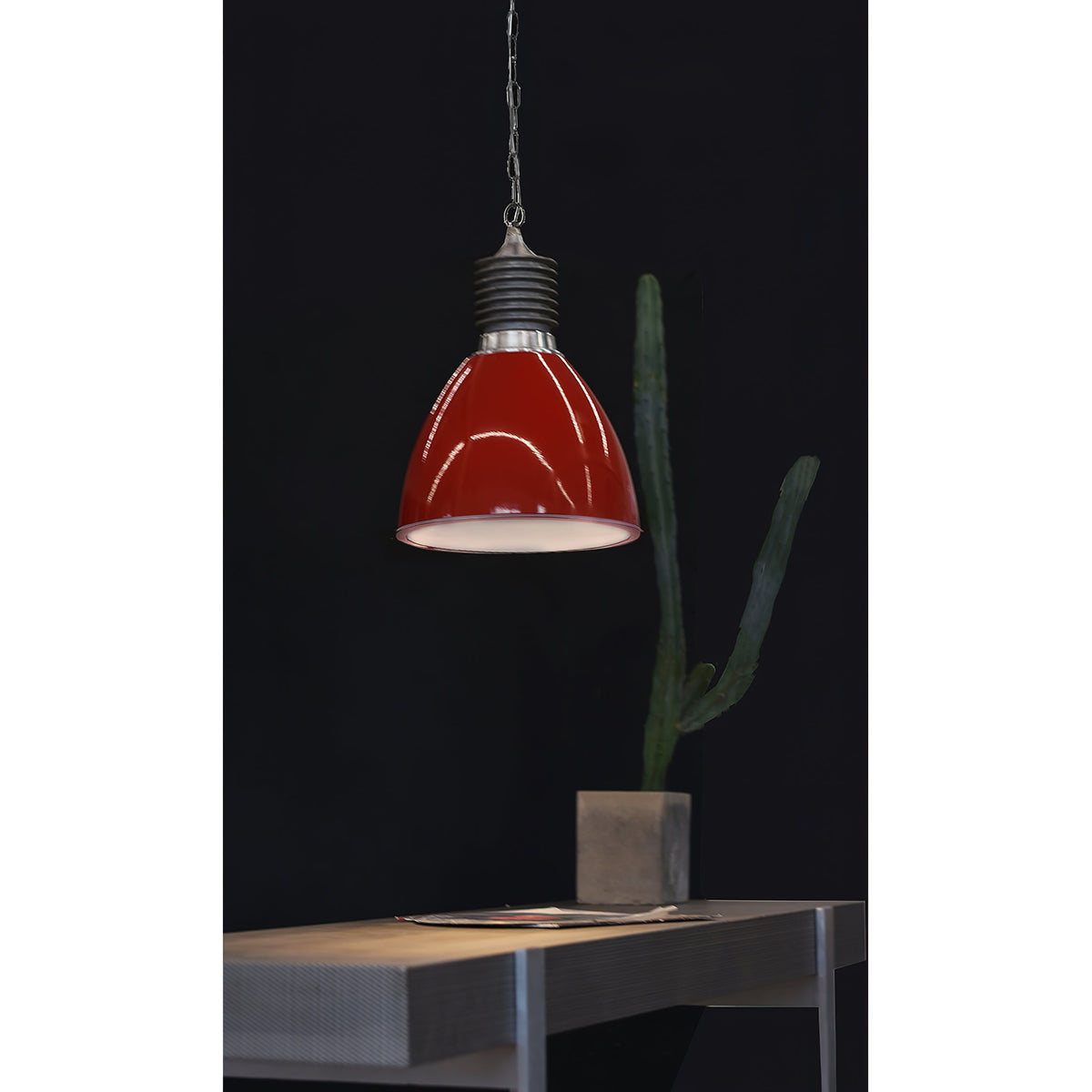 Kvennuvys moderne minimalistische Metall-Pendelleuchte
