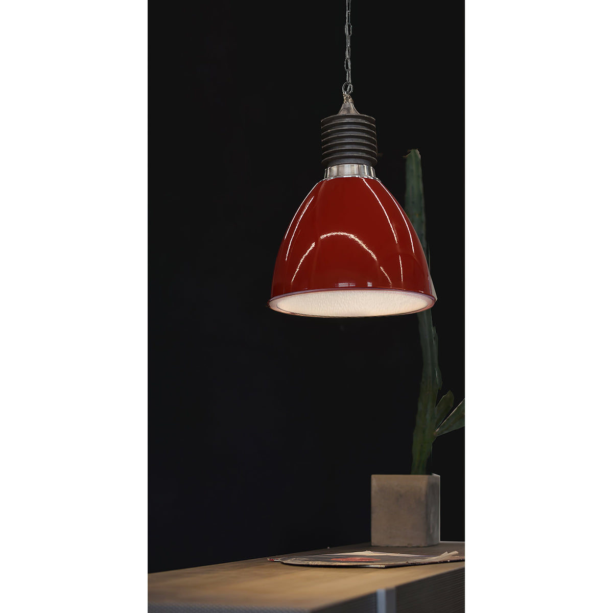 Kvennuvys moderne minimalistische Metall-Pendelleuchte