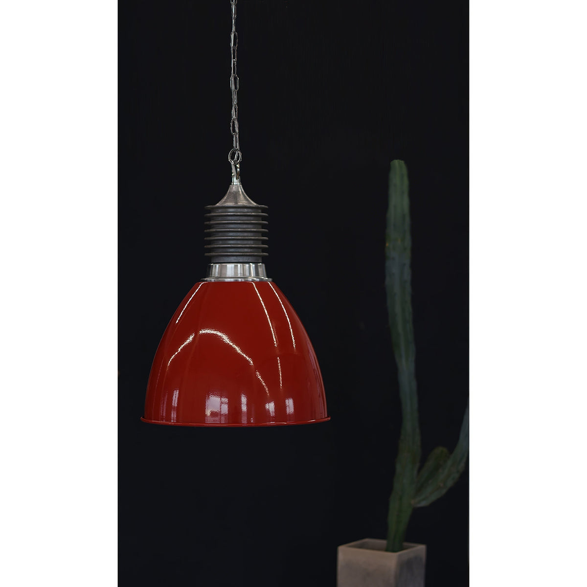 Kvennuvys moderne minimalistische Metall-Pendelleuchte
