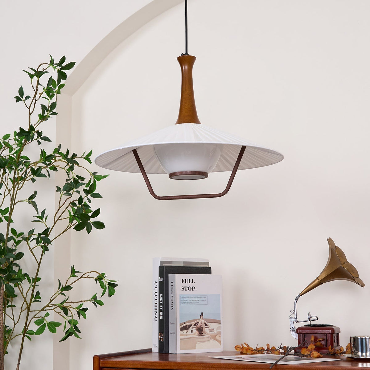 Vionne Pendelleuchte aus Holz und Weiß im Mid-Century-Stil
