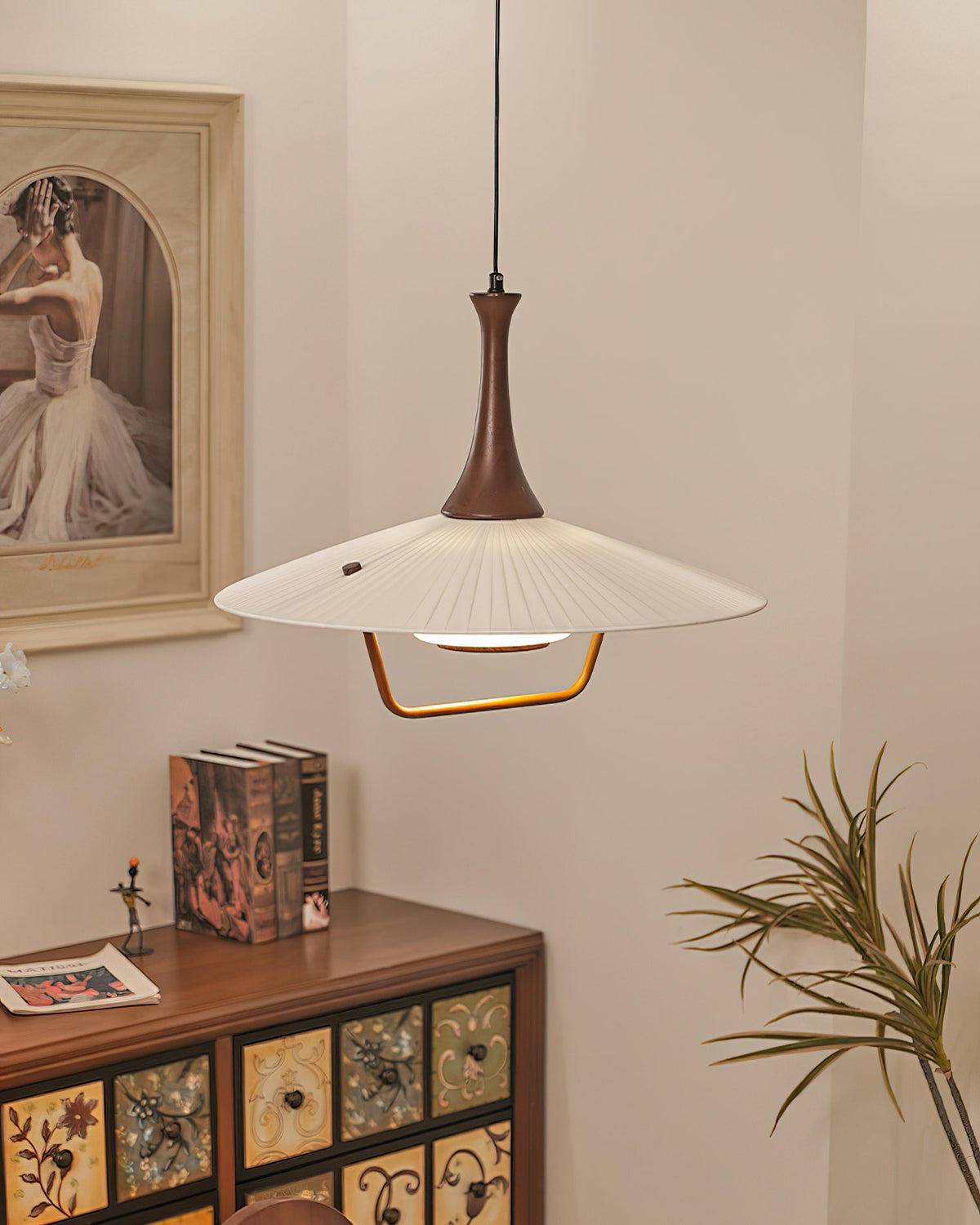 Vionne Pendelleuchte aus Holz und Weiß im Mid-Century-Stil