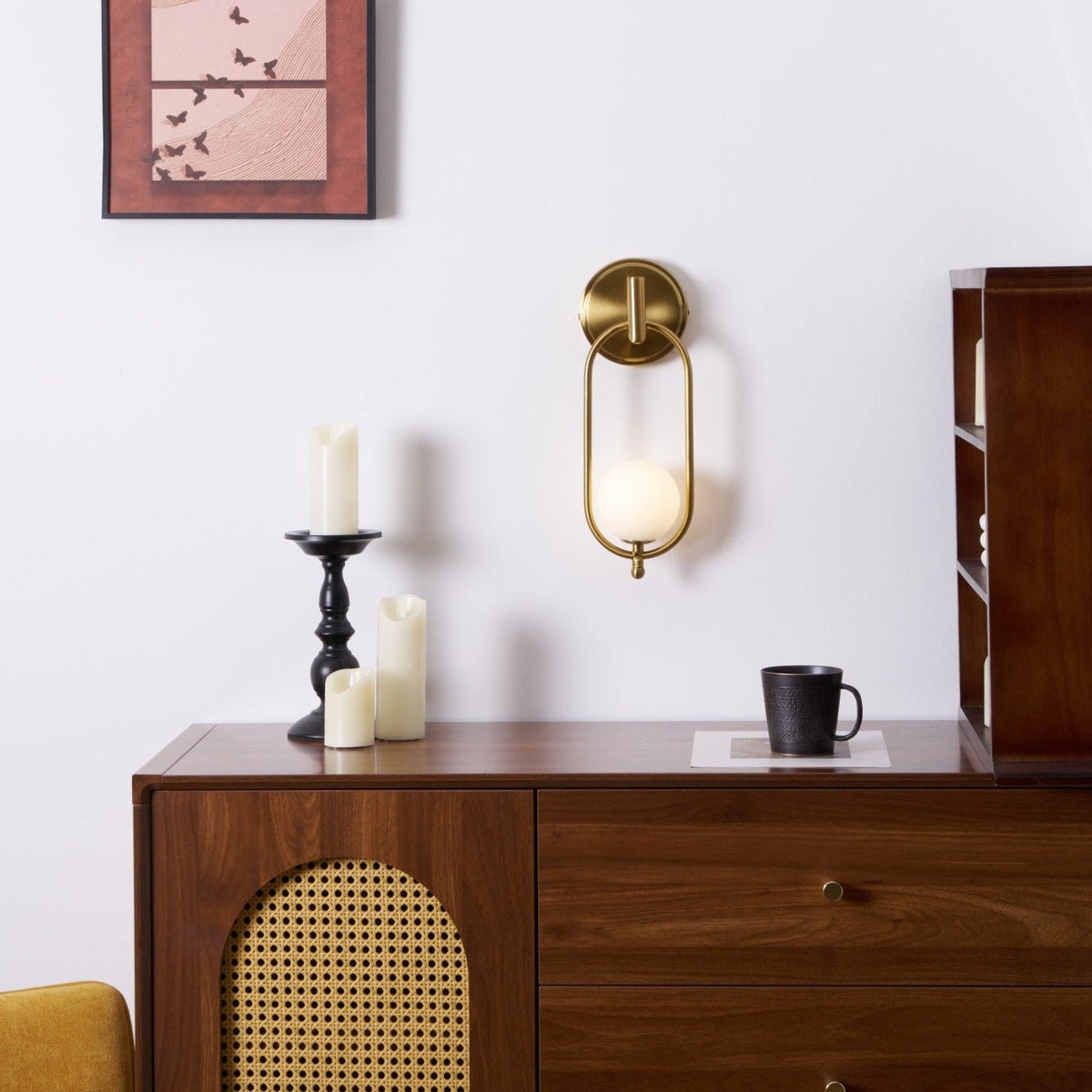 Cumirisra zeitgenössische minimalistische Messing-Glas-Wandleuchte