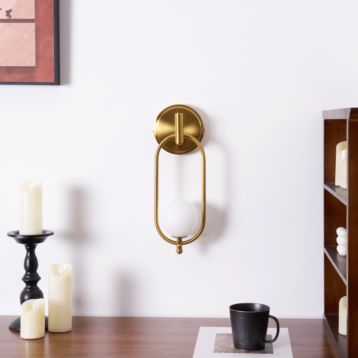 Cumirisra zeitgenössische minimalistische Messing-Glas-Wandleuchte