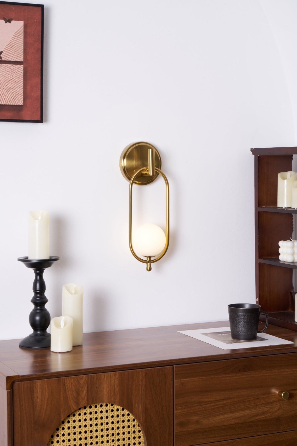 Cumirisra zeitgenössische minimalistische Messing-Glas-Wandleuchte