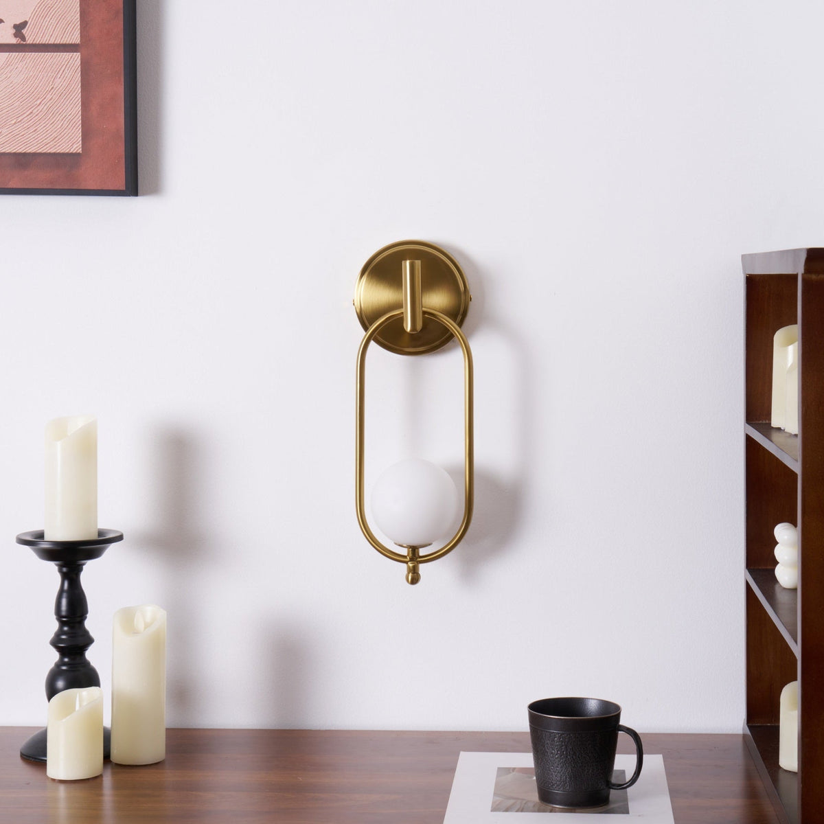 Cumirisra zeitgenössische minimalistische Messing-Glas-Wandleuchte