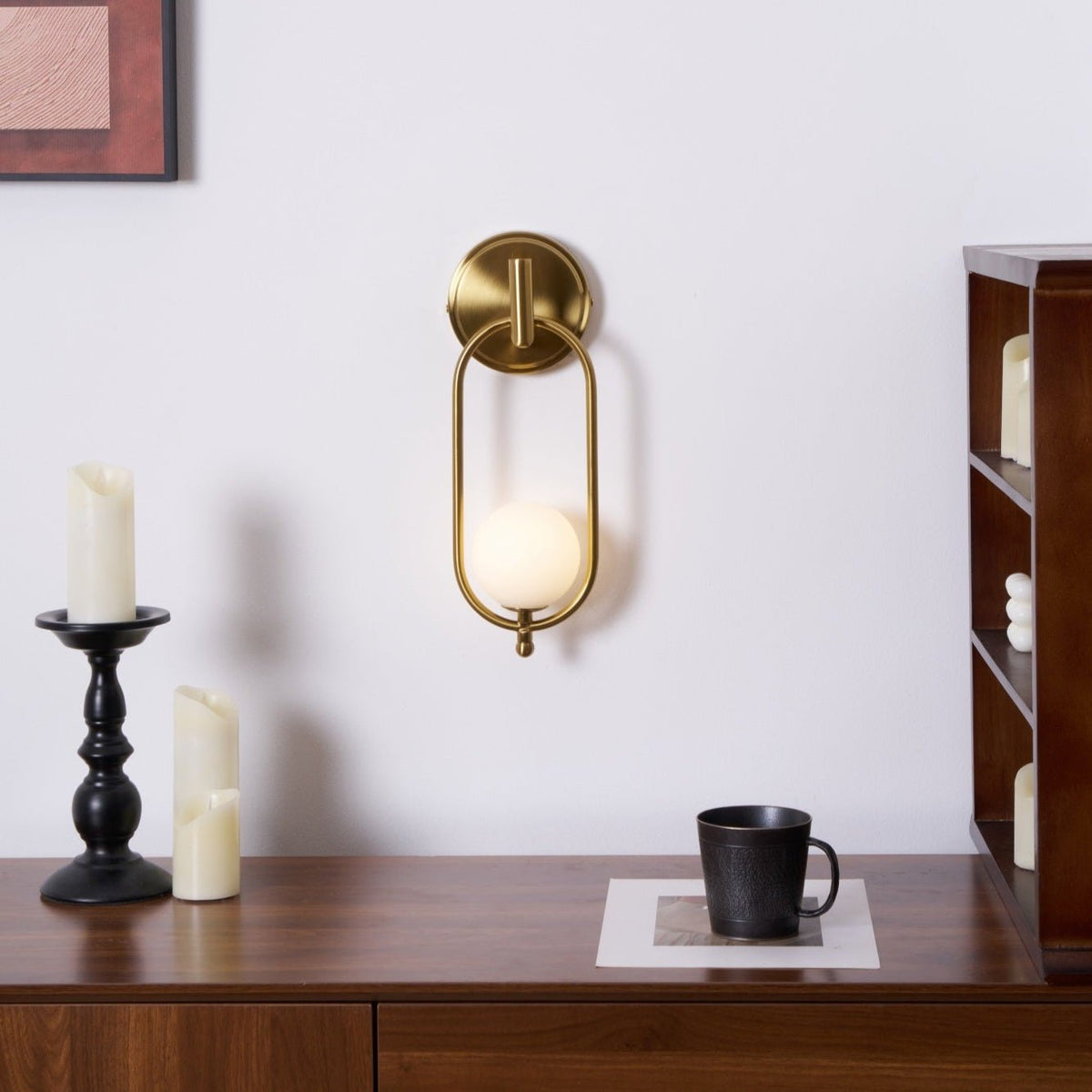 Cumirisra zeitgenössische minimalistische Messing-Glas-Wandleuchte