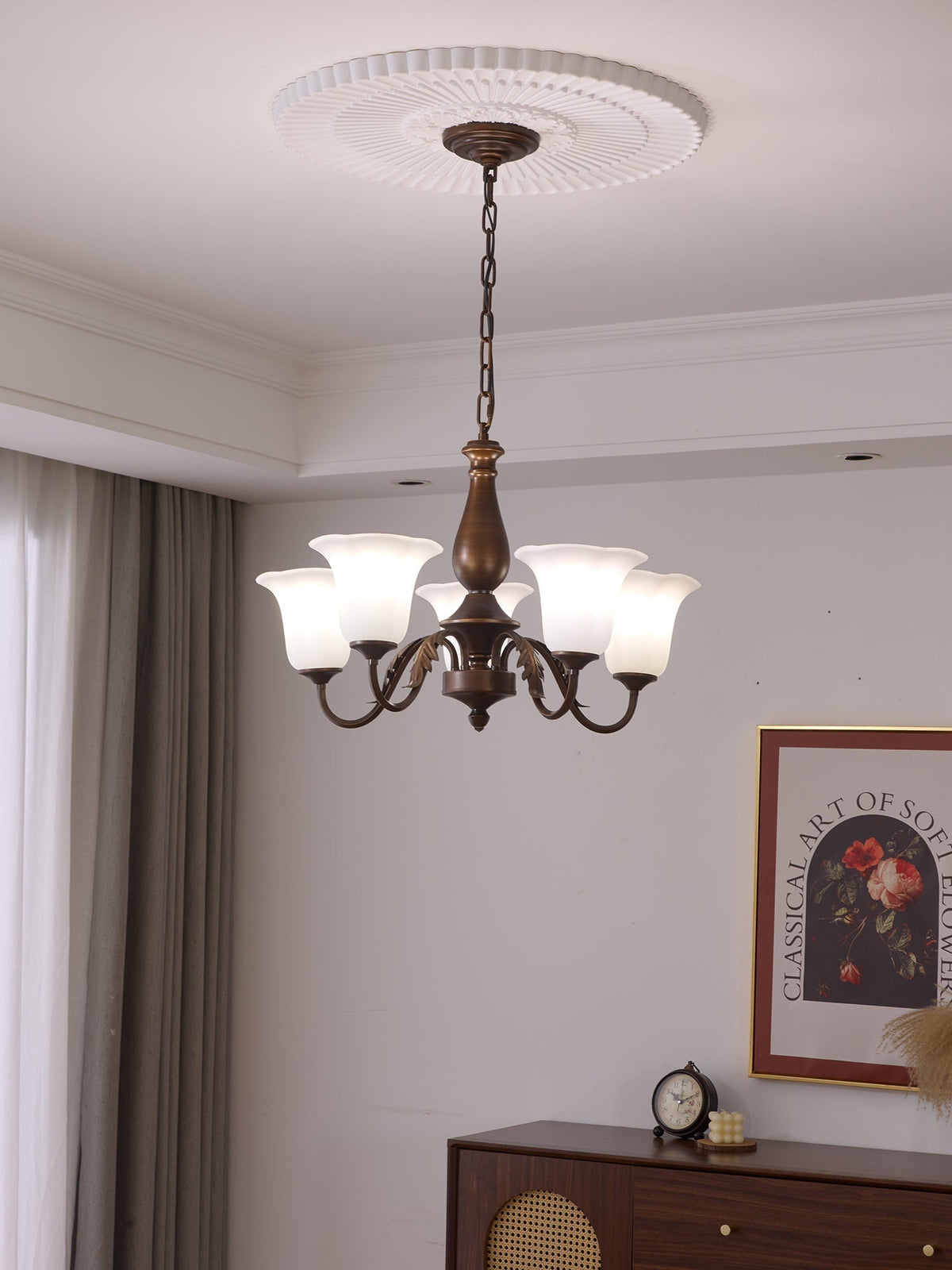 Uveleth Kronleuchter aus Glas im traditionellen Stil mit Eleganz