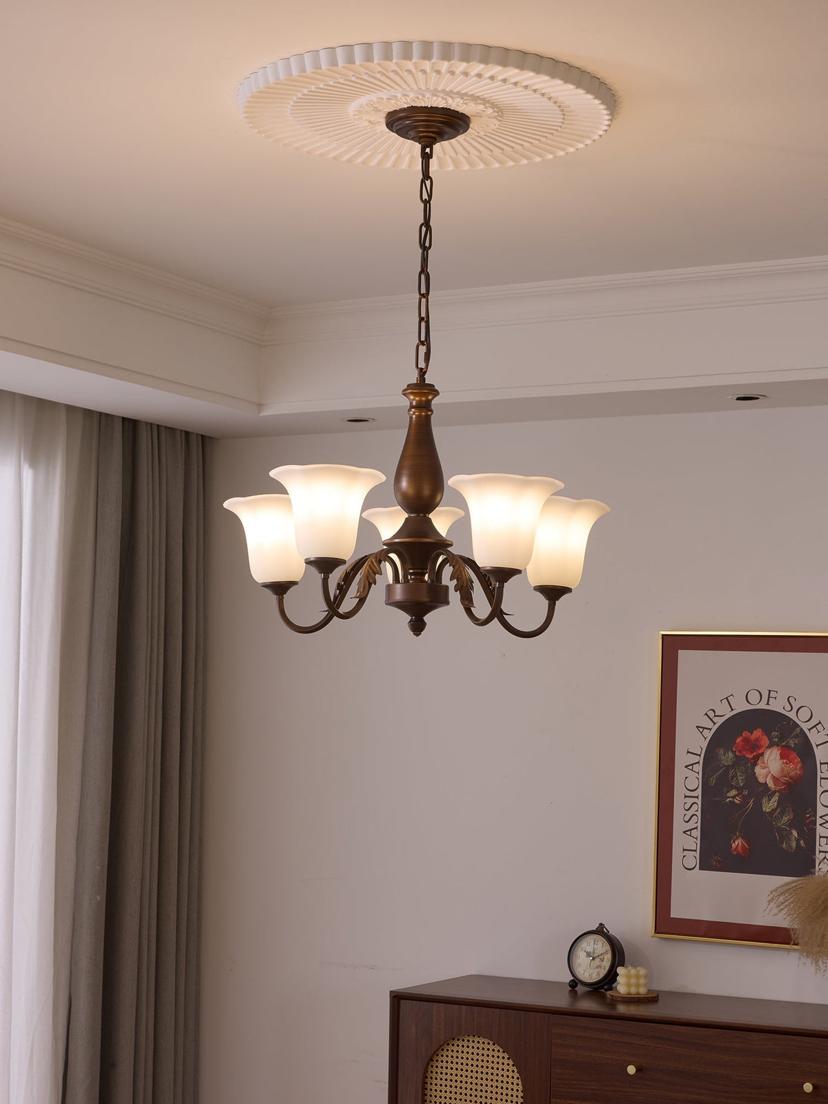 Uveleth Kronleuchter aus Glas im traditionellen Stil mit Eleganz