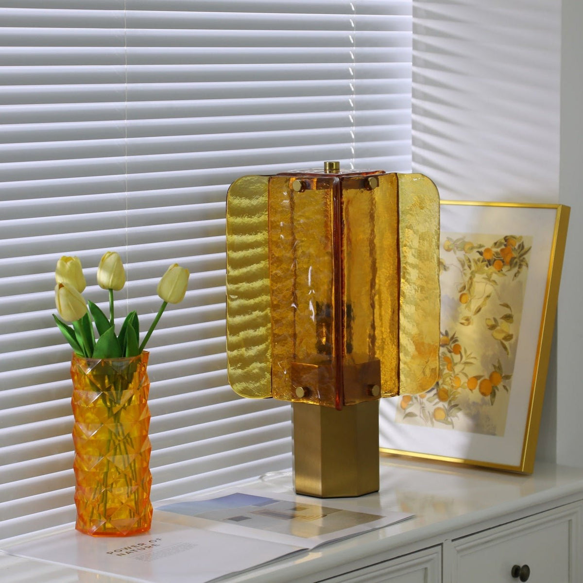 Yentix Tischleuchte aus Glas