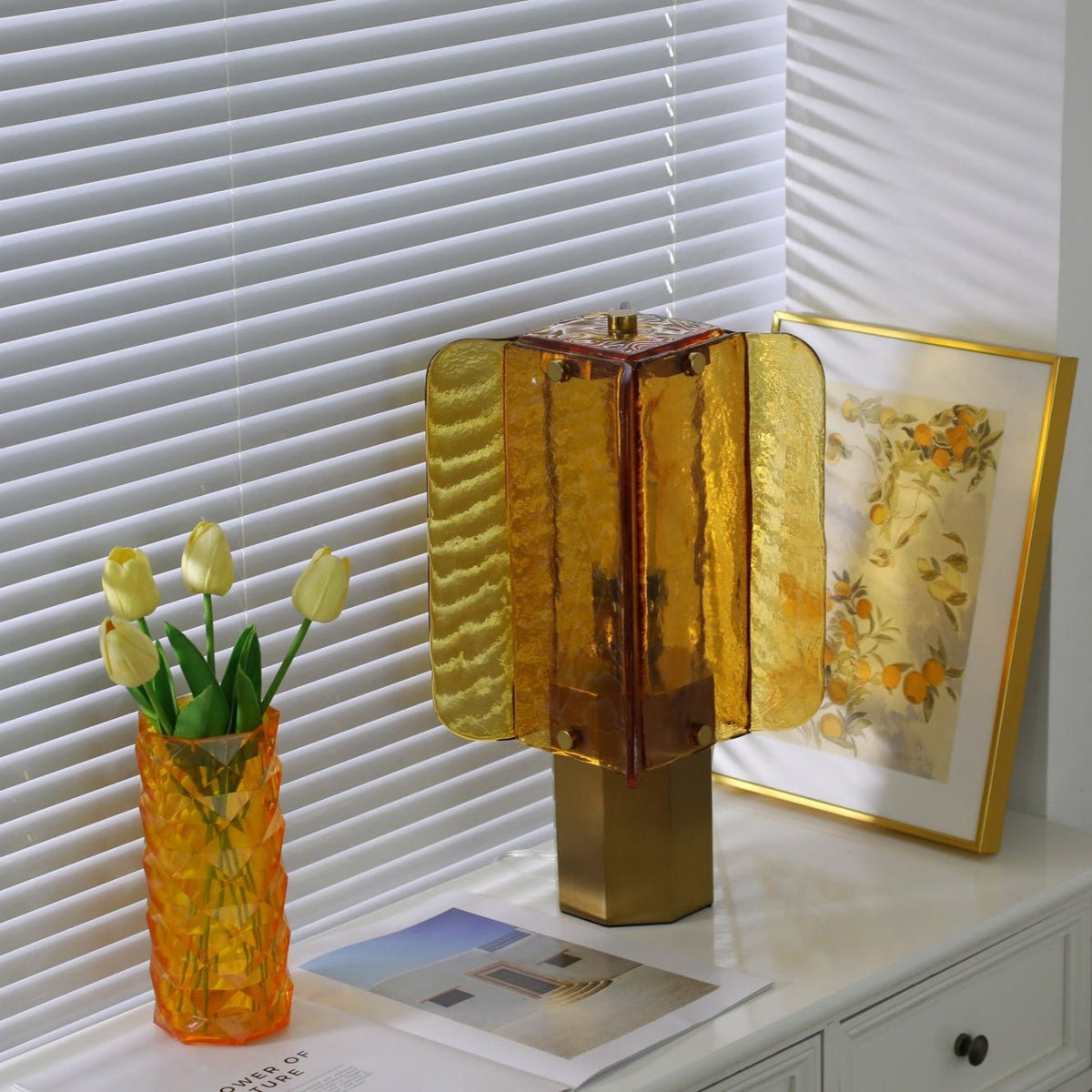 Yentix Tischleuchte aus Glas
