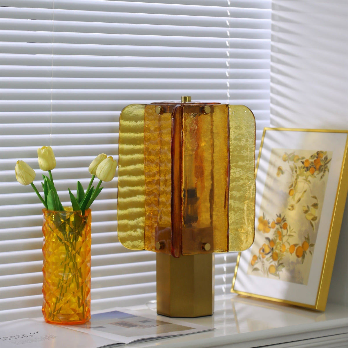 Yentix Tischleuchte aus Glas