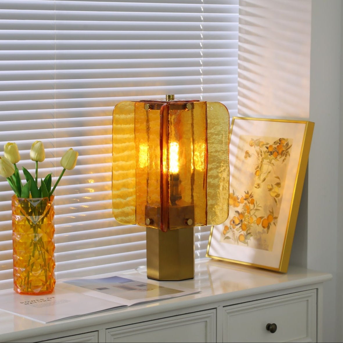 Yentix Tischleuchte aus Glas