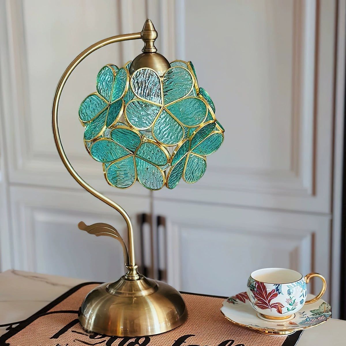 Evenq Tischlampe Aurelia Leaf